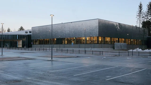Linnanmaa Swimming Pool